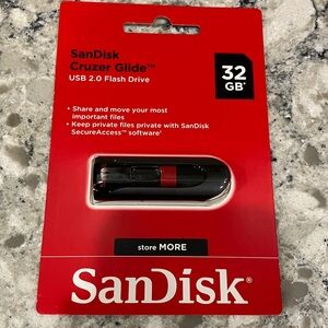 SanDisk Cruzer Glide 32GB USB 2.0 Flash Drive - Black and Red
